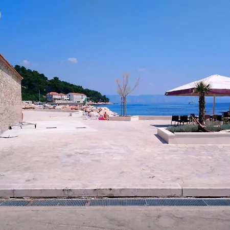 Guest house Apartments And Rooms With Parking Space Jelsa, Hvar - 8798 Jelsa (Hvar)