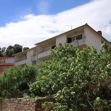 Apartments And Rooms With Parking Space Jelsa, Hvar - 8798