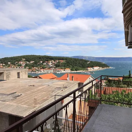 Apartments And Rooms With Parking Space Jelsa, Hvar - 8798