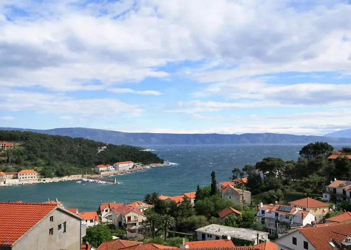 Gostinjska kuća Apartments And Rooms With Parking Space Jelsa, Hvar - 8798