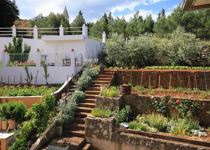 Gostinjska kuća Apartments And Rooms With Parking Space Jelsa, Hvar - 8798 Jelsa (Hvar)